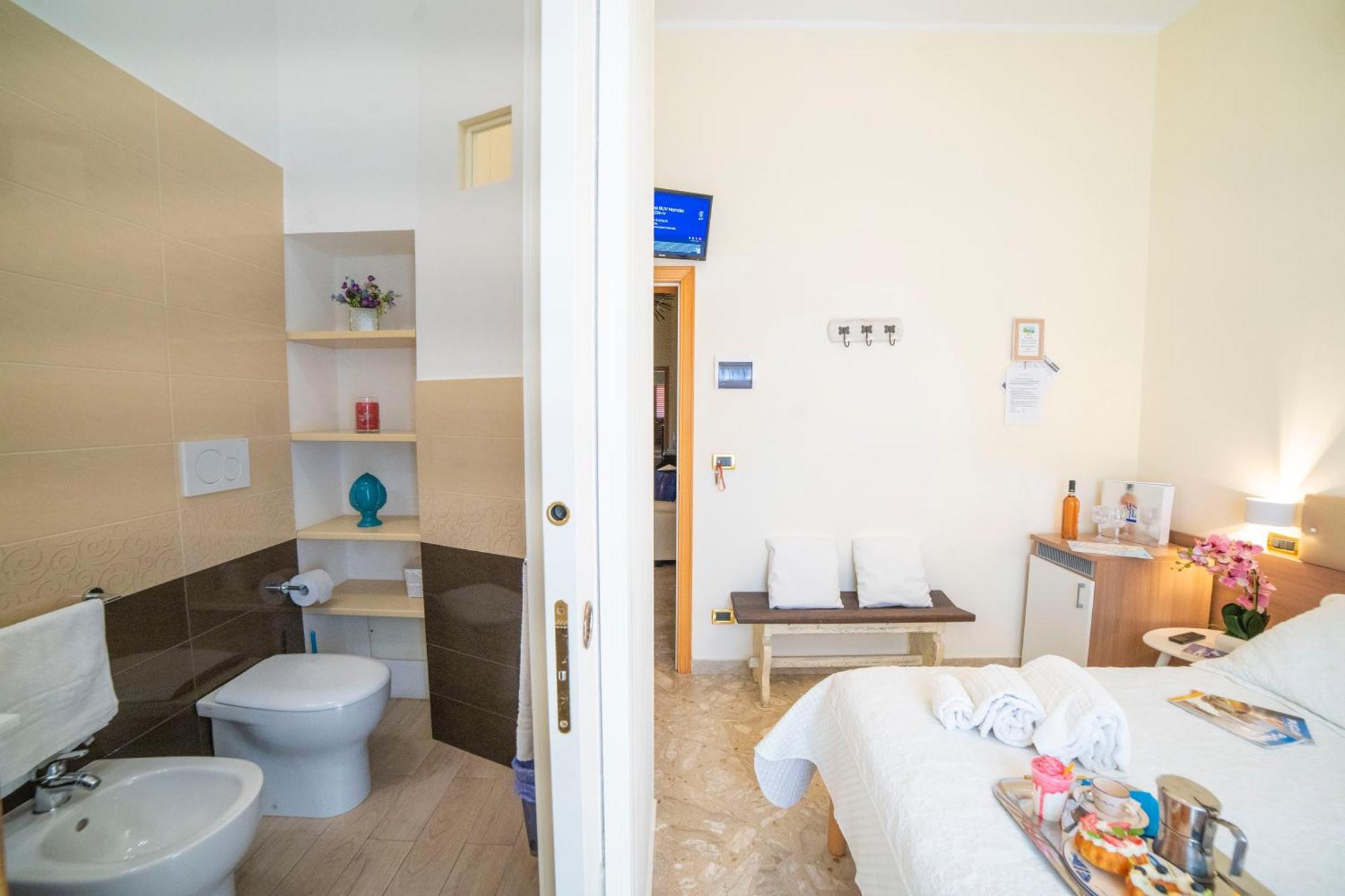 B&B A Due Passi Отранто Екстер'єр фото