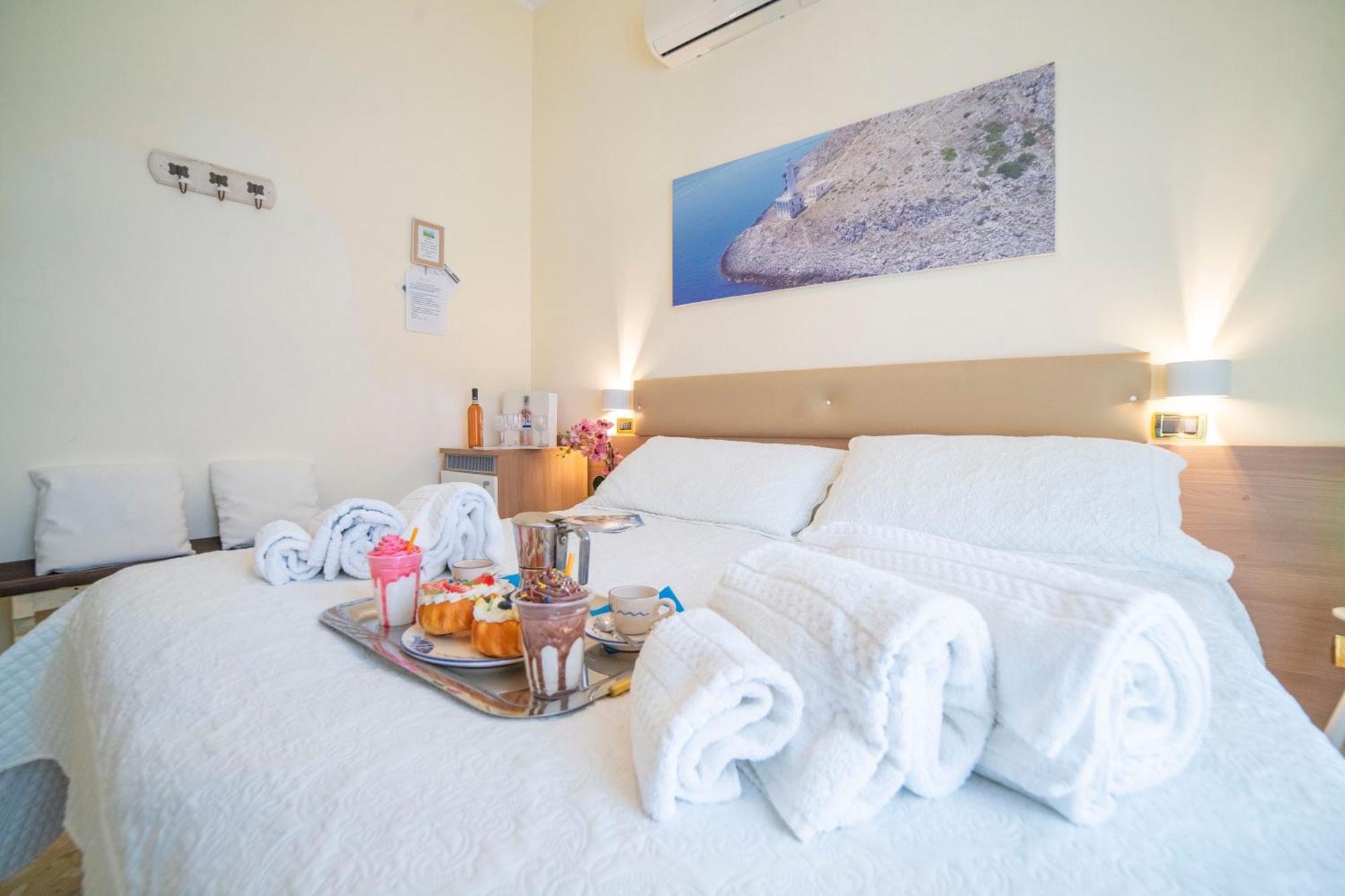 B&B A Due Passi Отранто Екстер'єр фото