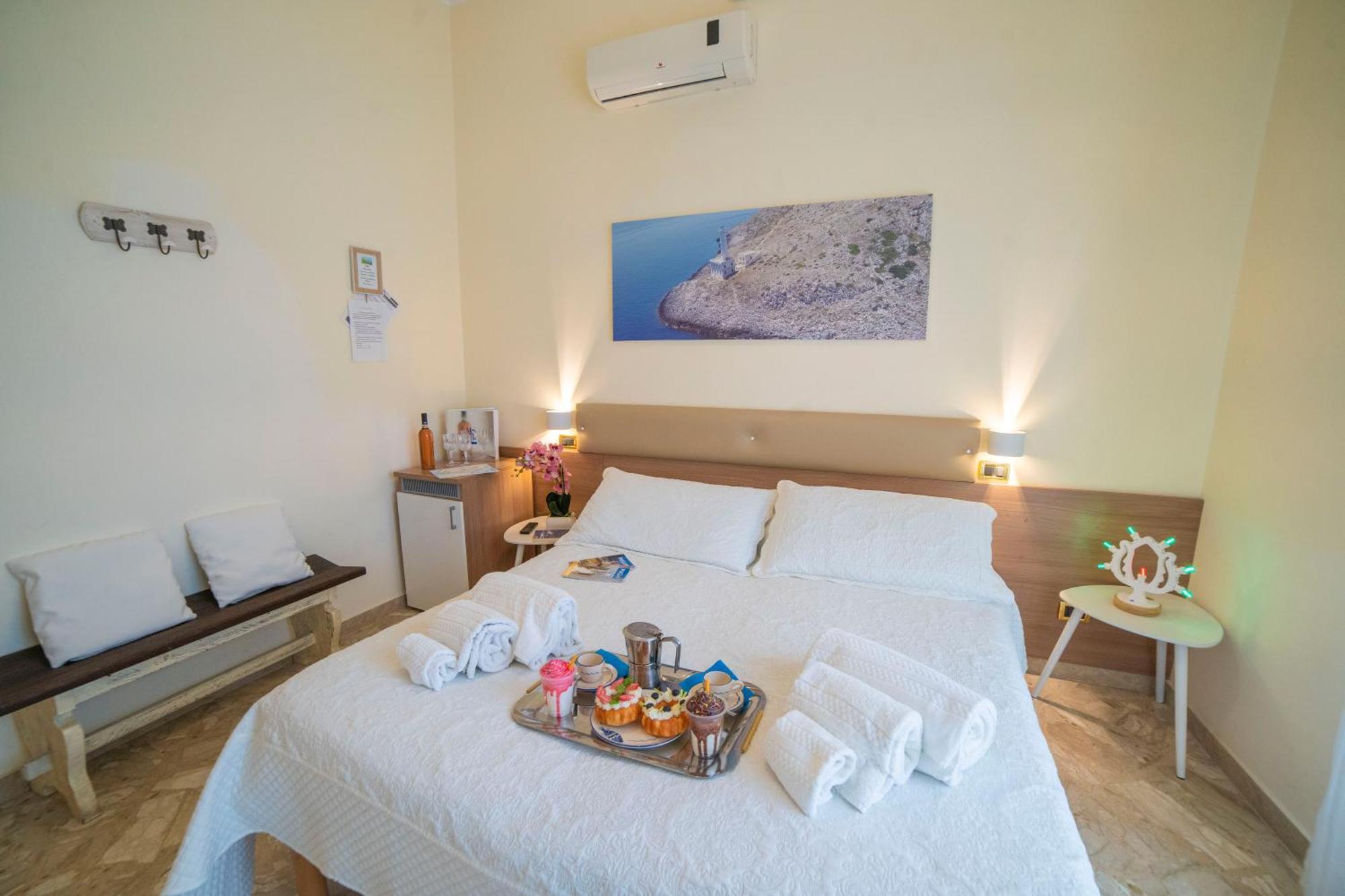 B&B A Due Passi Отранто Екстер'єр фото